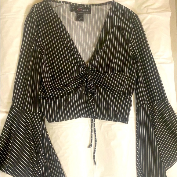 Polly & Esther Tops - Pinstriped long sleeve crop top